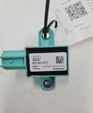 Audi A4 S4 B8 8K Airbag deployment crash/impact sensor 8K0955557C