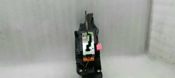 Chrysler 300C Gear shifter/selector RL150730AE