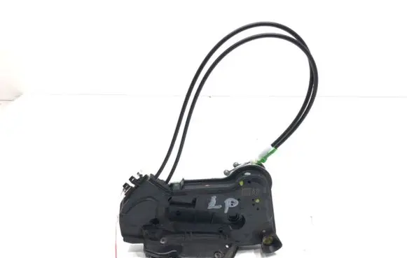 Toyota Corolla E160 E170 Front door lock