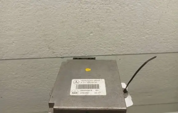 Mercedes-Benz E W211 Phone control unit/module A2118206185 3153767 2855V0014