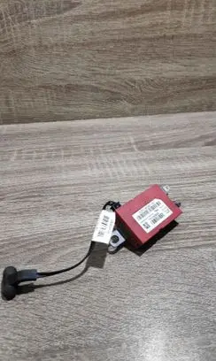 Volvo S80 Aerial antenna amplifier 7CP118C847RA P31260689