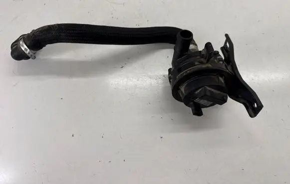 Alfa Romeo Stelvio Electric auxiliary coolant/water pump 00505528600
