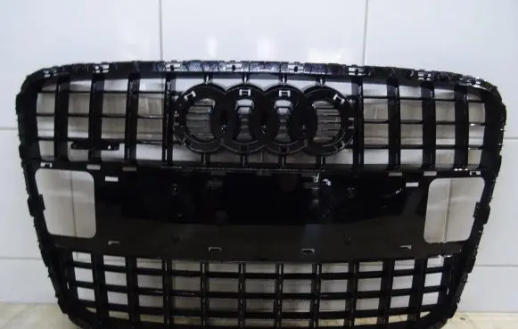 Audi Q7 4L Front bumper upper radiator grill 4L0853651H