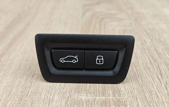 BMW X4 G02 Tailgate/boot open switch button 5A64C25