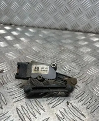BMW X5 F15 Front height sensor lever 6867646