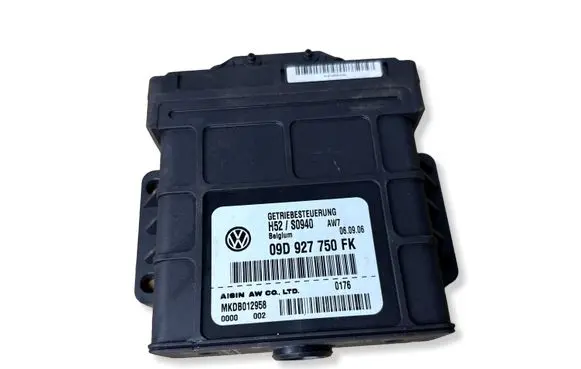 Audi Q7 4L Gearbox control unit/module 09D927750FK
