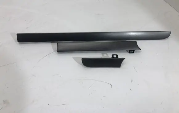 Volkswagen Touran II Dashboard glove box trim 1T2858415B