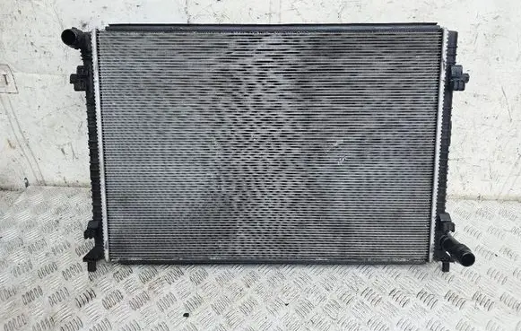Volkswagen Atlas Coolant radiator 3QF121251D