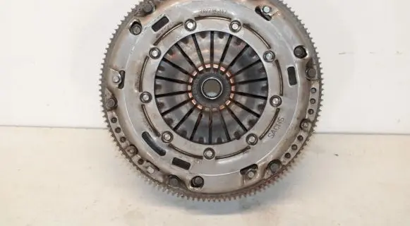 Volkswagen Golf V Clutch set kit 03C105273B 03C141031E 03C141025H