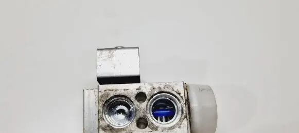 Air conditioning (A/C) expansion valve