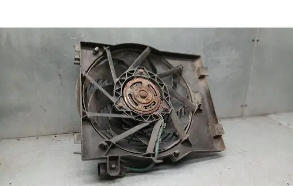 Opel Corsa C Fan impeller 9158095