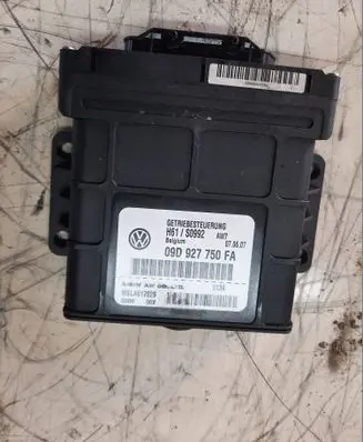 Volkswagen Touareg I Gearbox control unit/module 09D927750FA