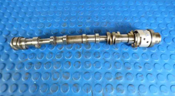 Volvo V60 Camshaft 32213901