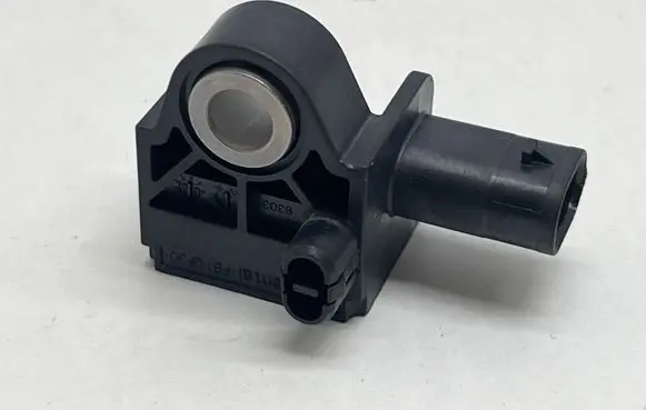 Audi Q3 F3 Airbag deployment crash/impact sensor 5Q0959651B
