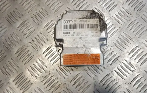 Audi A4 S4 B7 8E 8H Airbag control unit/module 8E0959655G 3495