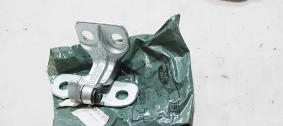 Jaguar E-Pace Front door lower hinge J9C6731