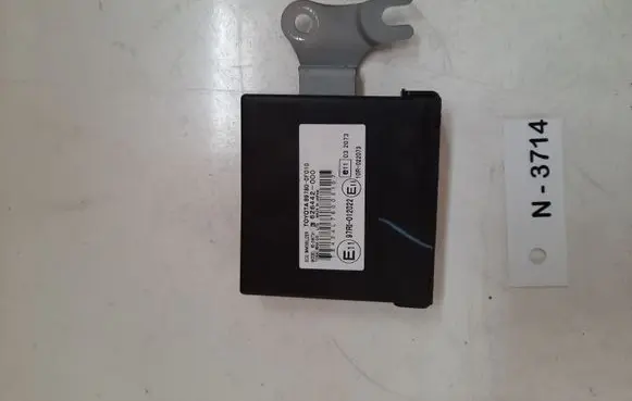 Toyota Corolla Verso AR10 Door control unit/module 8978800F010