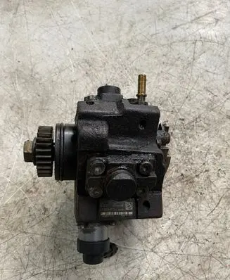 Fuel injection high pressure pump