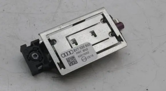 Audi A5 Aerial GPS antenna 8V7035503