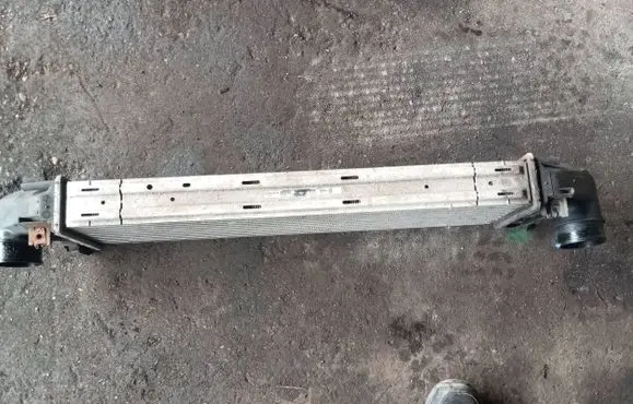 Volvo XC60 Intercooler radiator 31273910