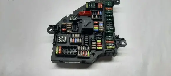 BMW 7 F01 F02 F03 F04 Fuse module 217033452 923442301