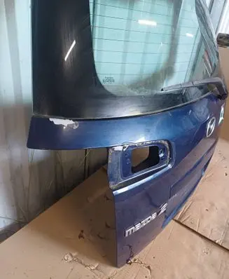 Mazda 2 Tailgate/trunk/boot lid
