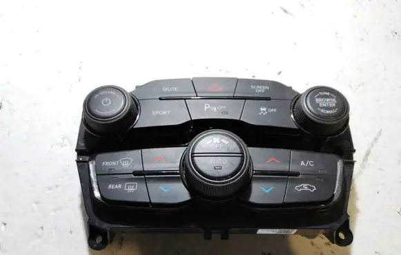 Dodge Challenger Climate control unit P68293607AC