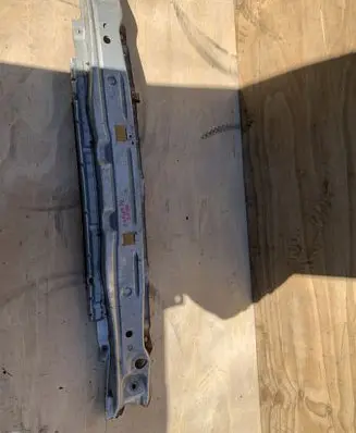 Opel Zafira A Front bumper cross member