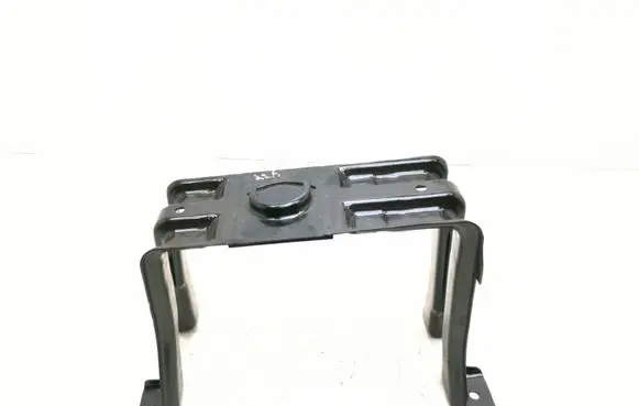 Battery bracket
