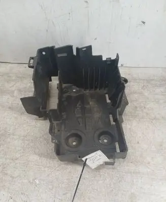 Renault Laguna II Battery box tray 8200183327