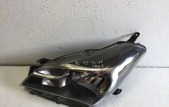 Toyota Yaris Headlights/headlamps set 