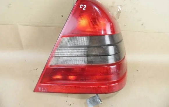 Mercedes-Benz C W202 Rear/tail lights 2028201064 3301520510