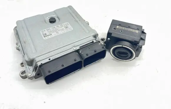 Engine ECU kit and lock set