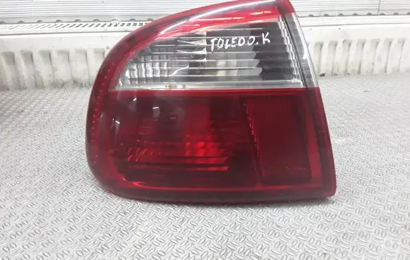 Seat Toledo II (1M) Rear/tail lights 1M5945095B