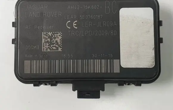 Land Rover Discovery 5 Antenna control unit AH42-15K602-BC