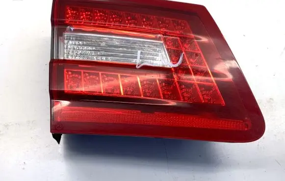 Mercedes-Benz E W212 Rear/tail lights 2128200964