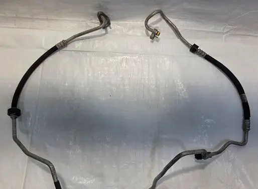 Mercedes-Benz C W204 Air conditioning (A/C) pipe/hose A2048304916