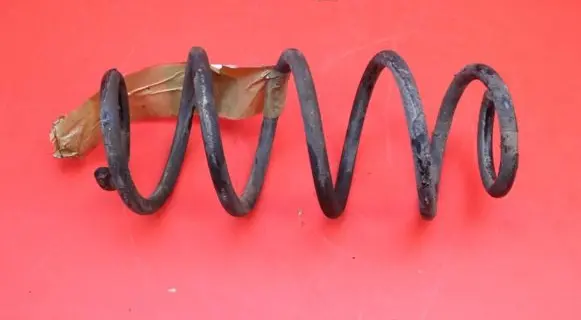 Toyota Yaris Rear coil spring
