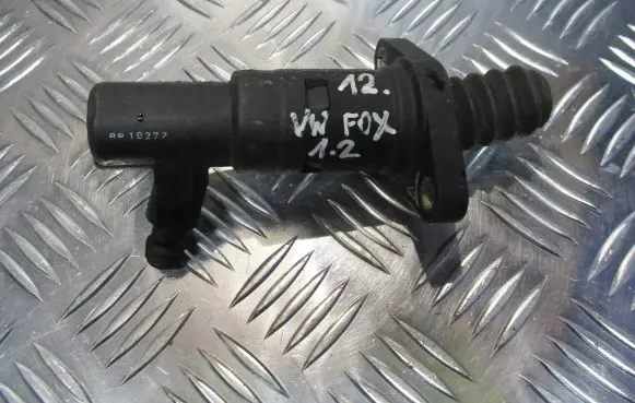 Volkswagen Fox Clutch slave cylinder 