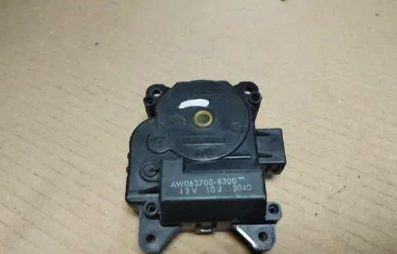 Honda Element Air flap motor/actuator AW0637008300