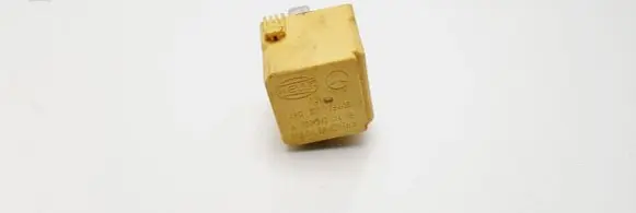 Volkswagen Crafter Other relay A0025421419