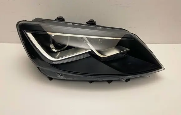 Seat Alhambra (Mk2) Headlight/headlamp 7N5941752 0301243282