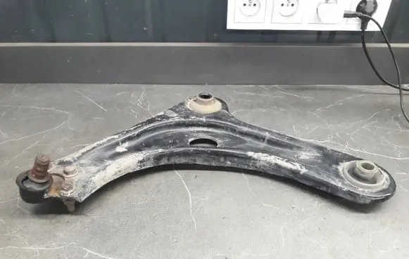 Citroen C3 Front control arm