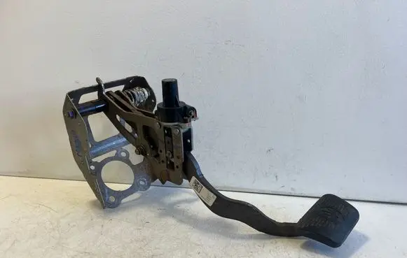 Maserati Ghibli Brake pedal 06700049830