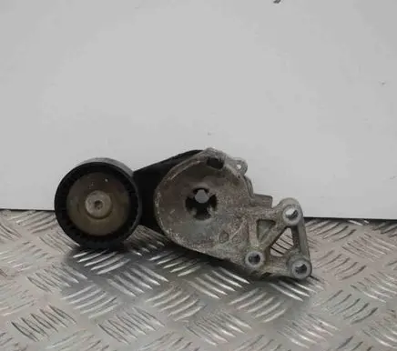 Volkswagen PASSAT B6 Other engine bay part 06A903315F