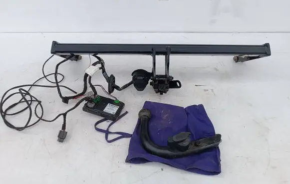 Volvo V60 Detachable towbar 31359557