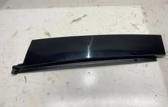 Opel Grandland X Rear door glass trim molding YP00069080