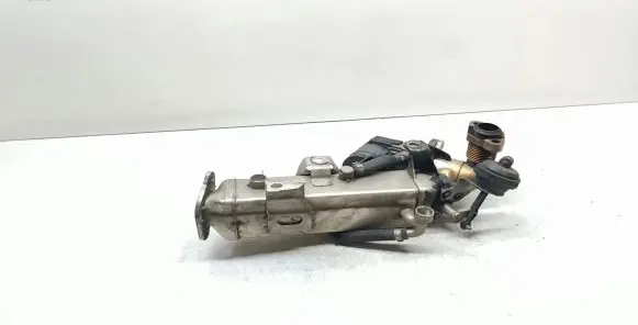 BMW 3 E90 E91 EGR valve cooler 7810751