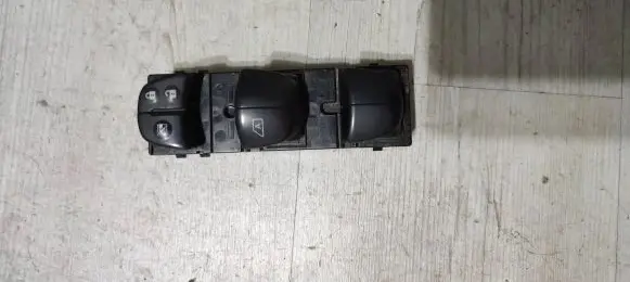 Nissan Qashqai Other switches/knobs/shifts 1J0901511