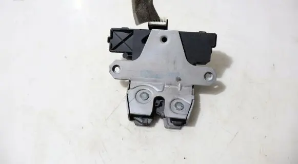 Volvo V50 Tailgate/trunk/boot lock/catch/latch